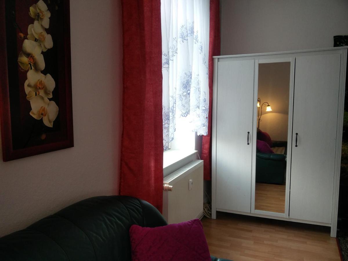 Ferienwohnung Zur Weissen Taube Dobbertin Bagian luar foto